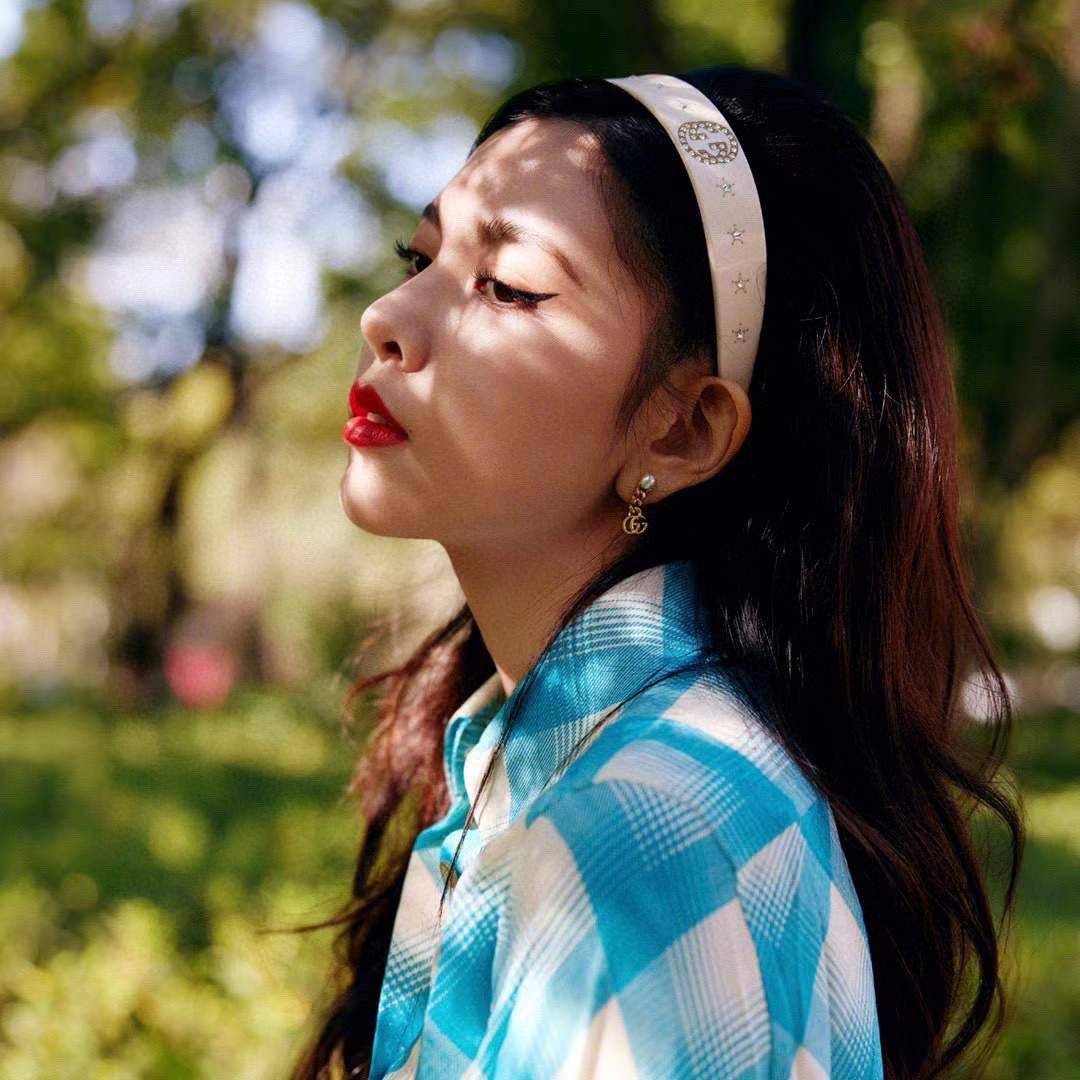 Gucci Jackie 1961 Hobo Inspired Earrings: Pistol & Cylinder Motif 4 Gucci Jackie 1961 Hobo Inspired Earrings: Pistol & Cylinder Motif - Image 4