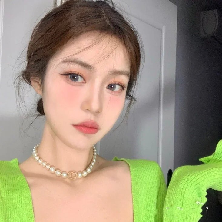 Dior New Tassel Necklace: Elegant & Playful Designs 3 Dior New Tassel Necklace: Elegant & Playful Designs - Image 3