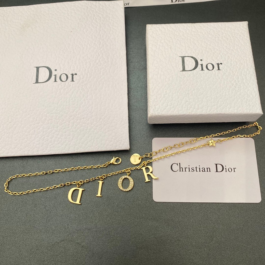 Dior Baby Necklace: New Delicate & Dainty Styles 3 Dior Baby Necklace: New Delicate & Dainty Styles - Image 3
