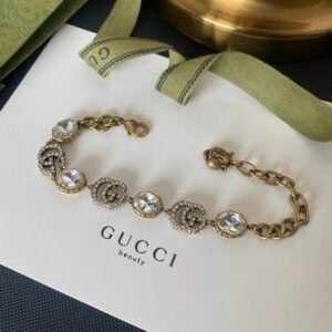 Gucci New Bracelet 2026: Interlocking G Chain with Hinged Closure
