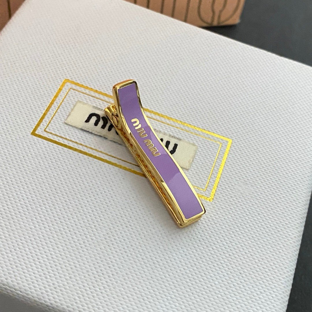 Miu Miu Reversible Bucket Hat: Logo Jacquard vs. Solid Silk, Adjustable Chin Strap 7 Miu Miu Reversible Bucket Hat: Logo Jacquard vs. Solid Silk, Adjustable Chin Strap - Image 7