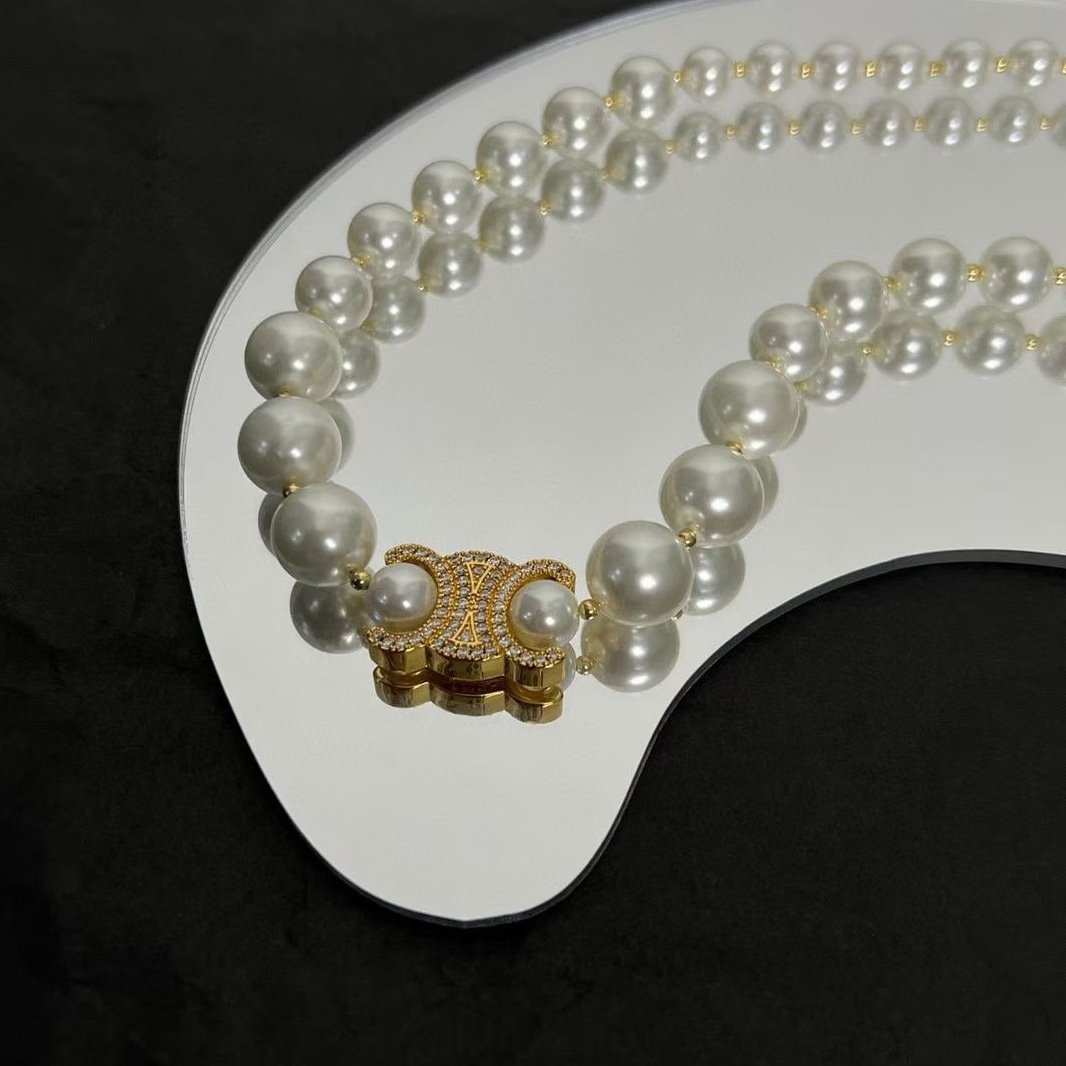 Celine New Necklace-- gold Size: Length 42+8cm 2 Celine New Necklace-- gold Size: Length 42+8cm - Image 2