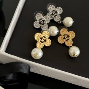 Chanel Stackable Ear Cuffs: Multiple Cuffs for a Curated Ear Party Look