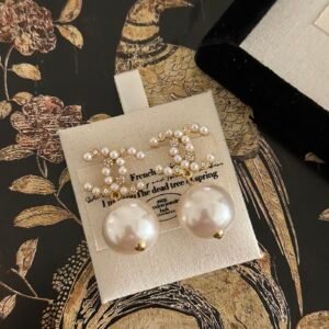 Chanel Édition Limitée “31” Earrings: Commemorative Design for 31 Rue Cambon