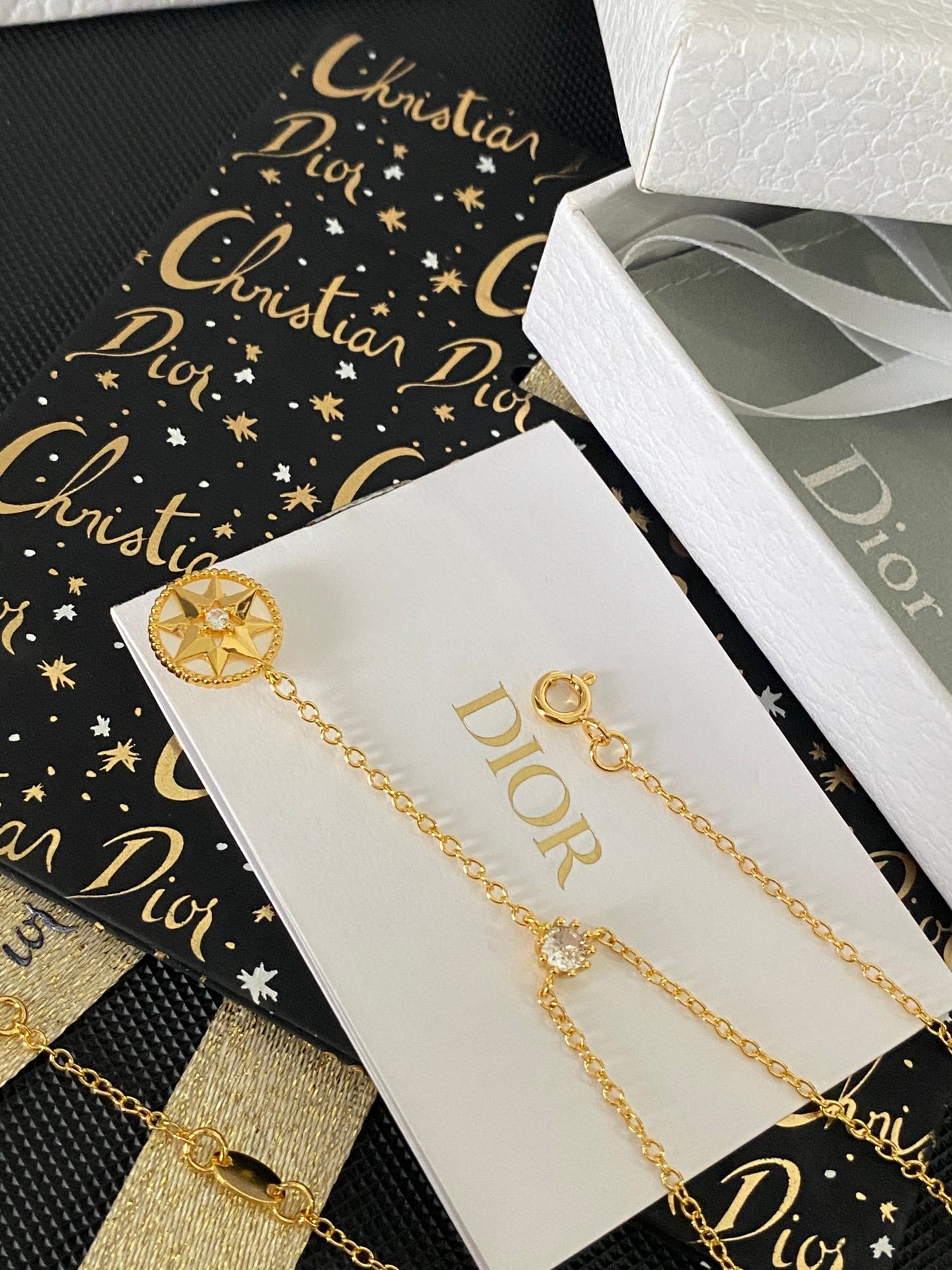 Dior's Latest Necklace Collection: Styles & Prices 4 Dior's Latest Necklace Collection: Styles & Prices - Image 4