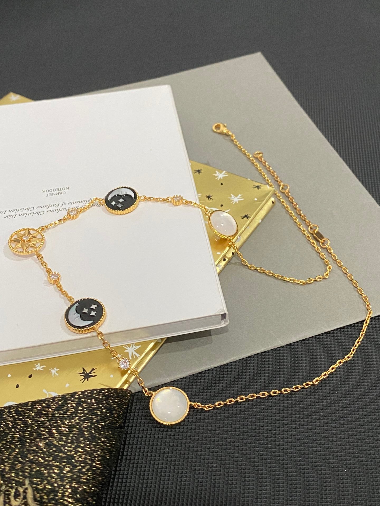 Dior New Necklace Gift Ideas: Luxury Present Guide 1 Dior New Necklace Gift Ideas: Luxury Present Guide