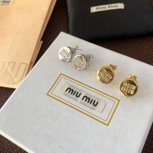 Miu New Earrings Size diameter 1.3cm--Material copper + zircon--Stamped--Gold-plated with color retention
