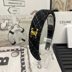 Celine Pearl Cluster Hair Clip: Baroque Pearls Arranged in Organic Shape