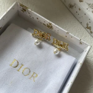 DIOR New Earrings 2026: Rose des Vents Mosaic Motif in Malachite & Gold