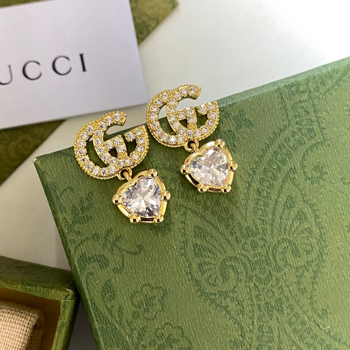 Gucci Runway Chandelier Earrings: Oversized Crystal & Metal for Evening 1 Gucci Runway Chandelier Earrings: Oversized Crystal & Metal for Evening