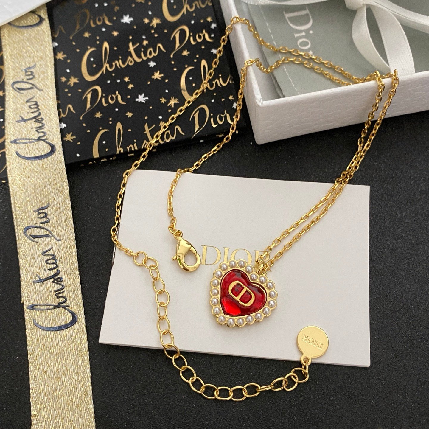 Dior New Necklace Celebrities Wore: Red Carpet Looks 4 Dior New Necklace Celebrities Wore: Red Carpet Looks - Image 4