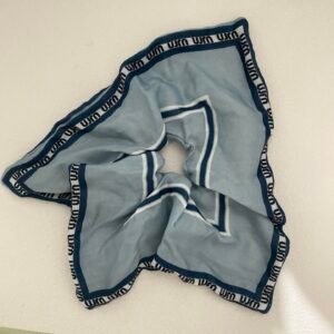 Miu Miu Pearl Cluster Hair Claw: Baroque Pearls on Tortoiseshell Clip