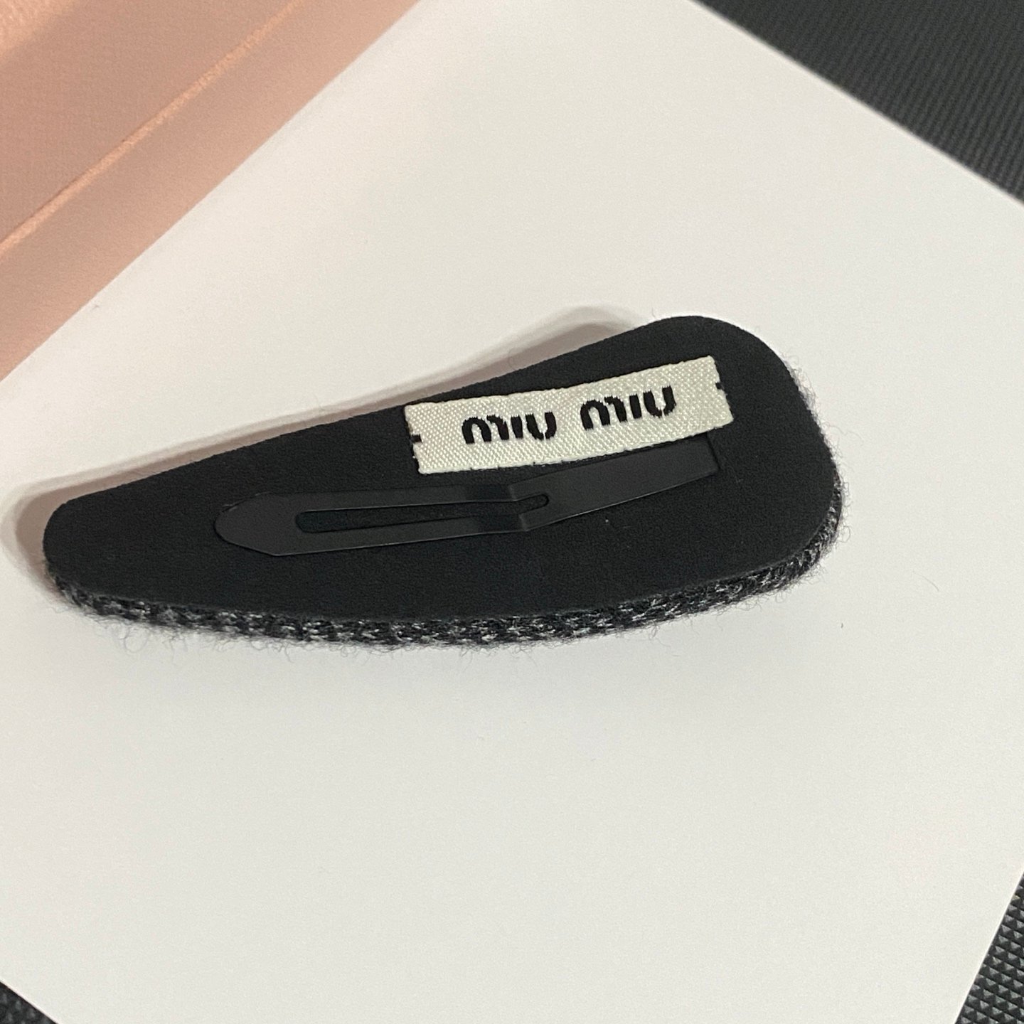 New Miu Miu Pearl Embellished French Clip: Baroque Pearls on Gold-Tone Metal 5 New Miu Miu Pearl Embellished French Clip: Baroque Pearls on Gold-Tone Metal - Image 5