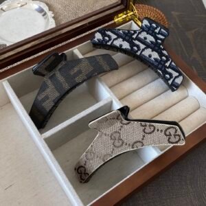 Chanel New C FENDI G Family Gucci Hair Claw Clip Length 11.5cm