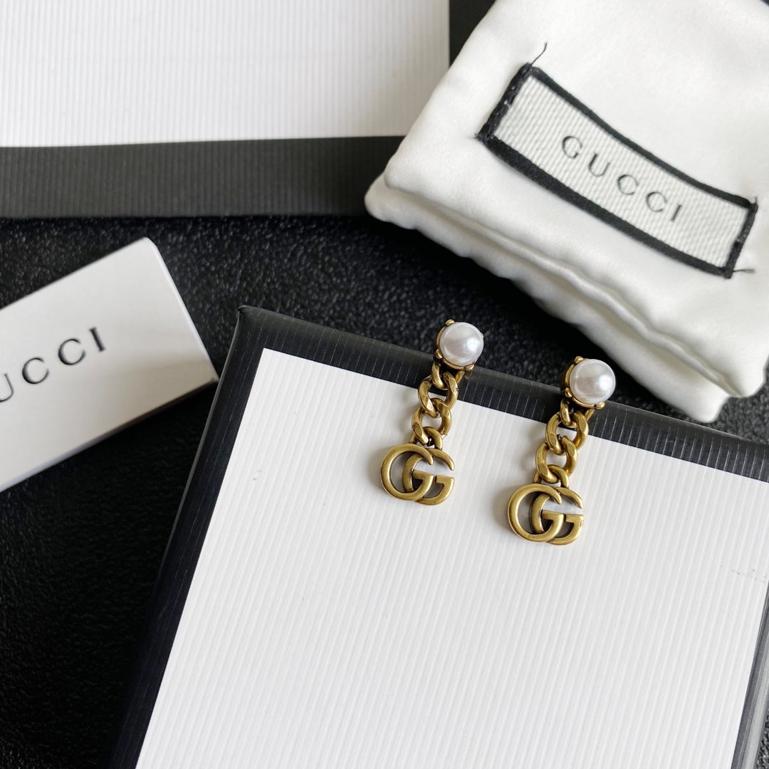 Gucci Jackie 1961 Hobo Inspired Earrings: Pistol & Cylinder Motif 6 Gucci Jackie 1961 Hobo Inspired Earrings: Pistol & Cylinder Motif - Image 6